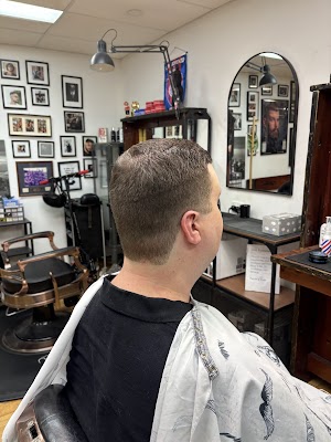 Spring Hill Barber Shop - Pavlo’s Cutz photo 2