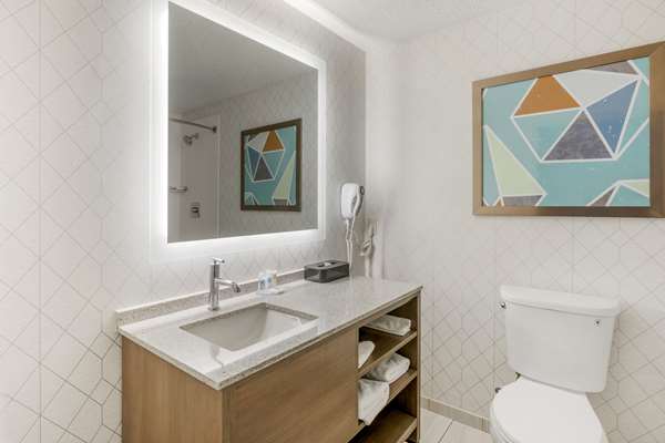 Photo by Comfort Inn & Suites Louisville Airport Fair & Expo