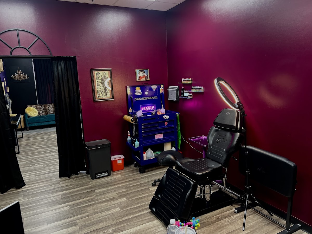 Envy Ink tattoo parlor in St. Charles, MO