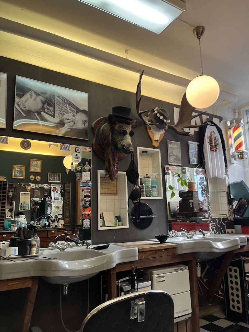 Honest Al’s Barbershop