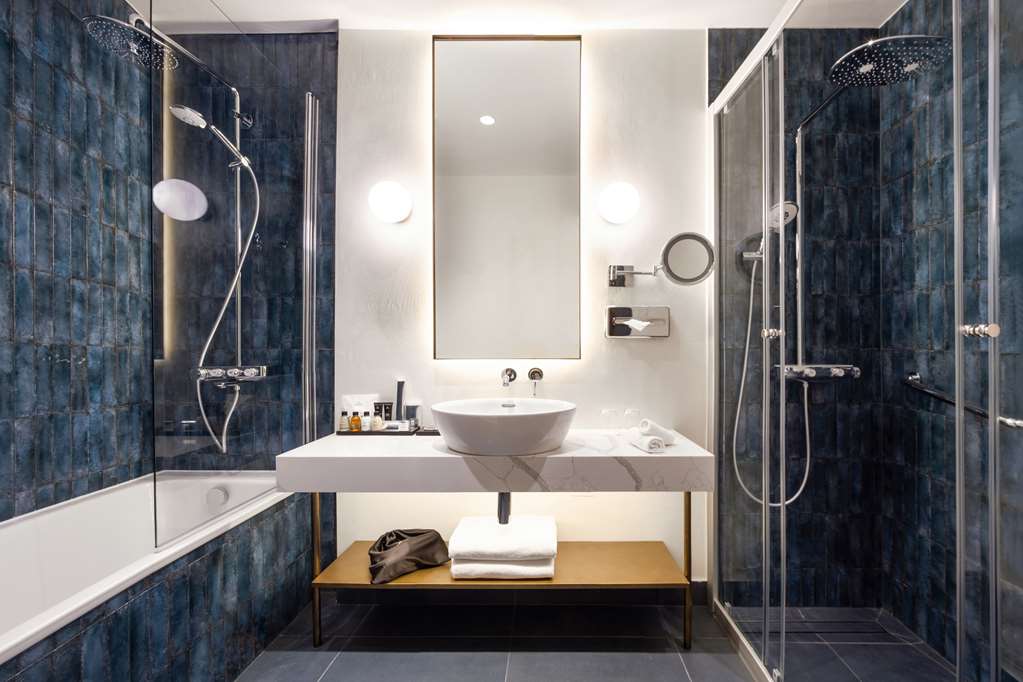 Radisson Collection Astorija Hotel, Vilnius 4