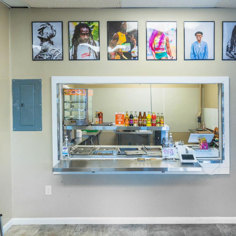 Mini Mart Caribbean Grocery & Cuisine photo 5