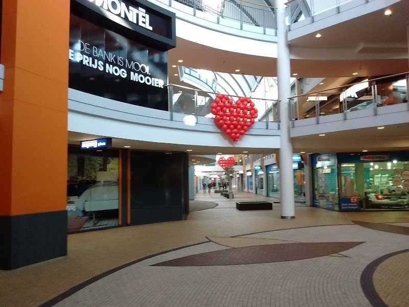 Megastores Den Haag