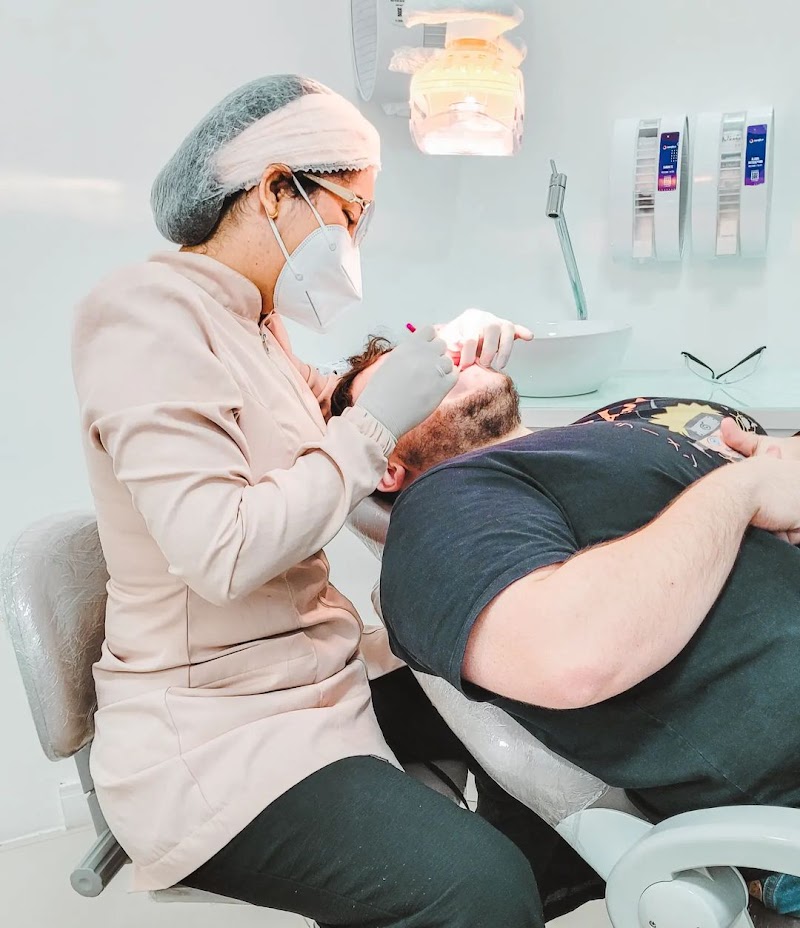 Dra. Laura Palmarella - foto 2