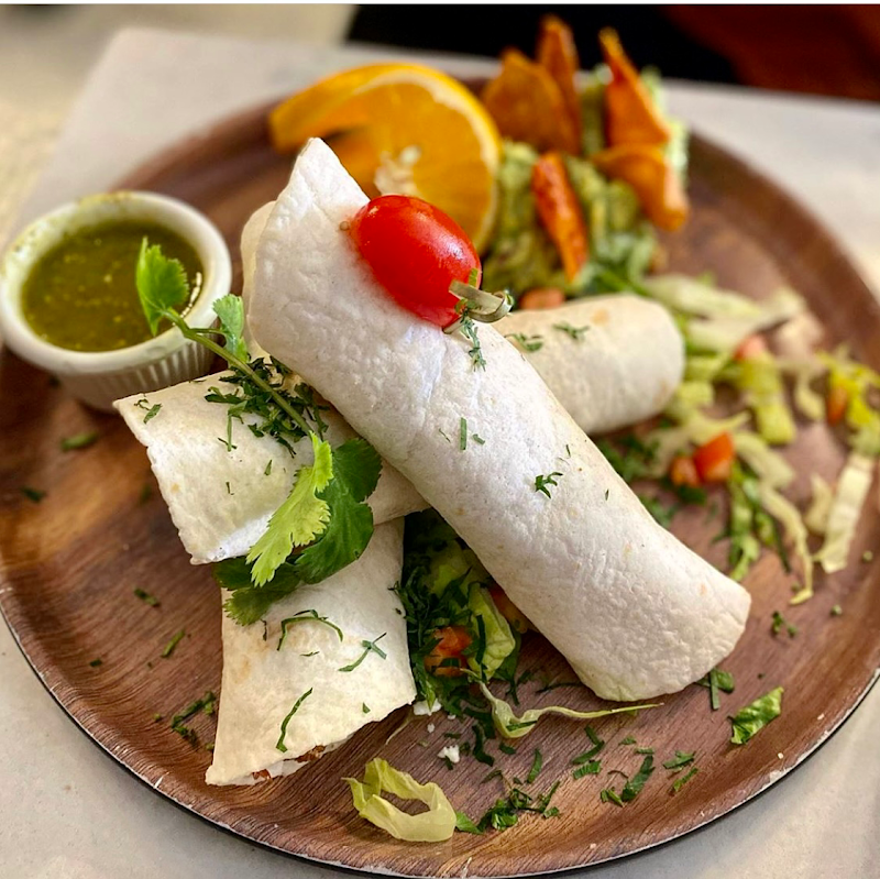 Cafe La Maude photo 2