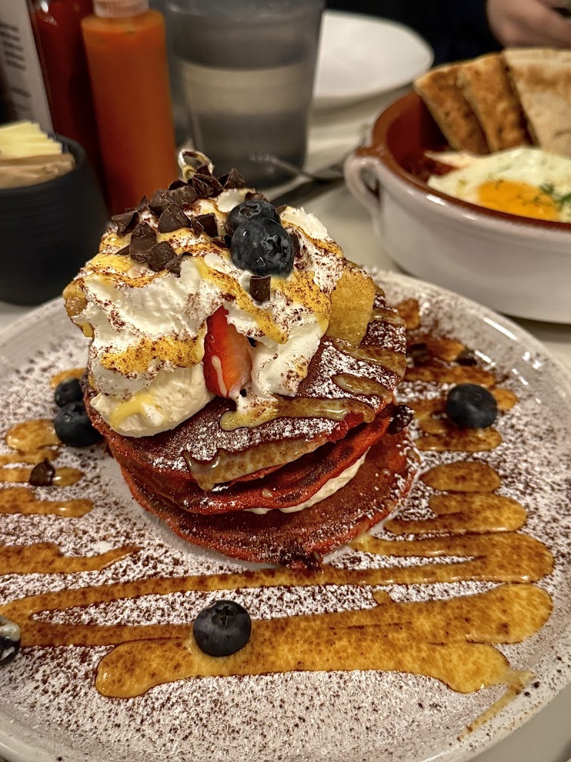 Cafe La Maude photo 3