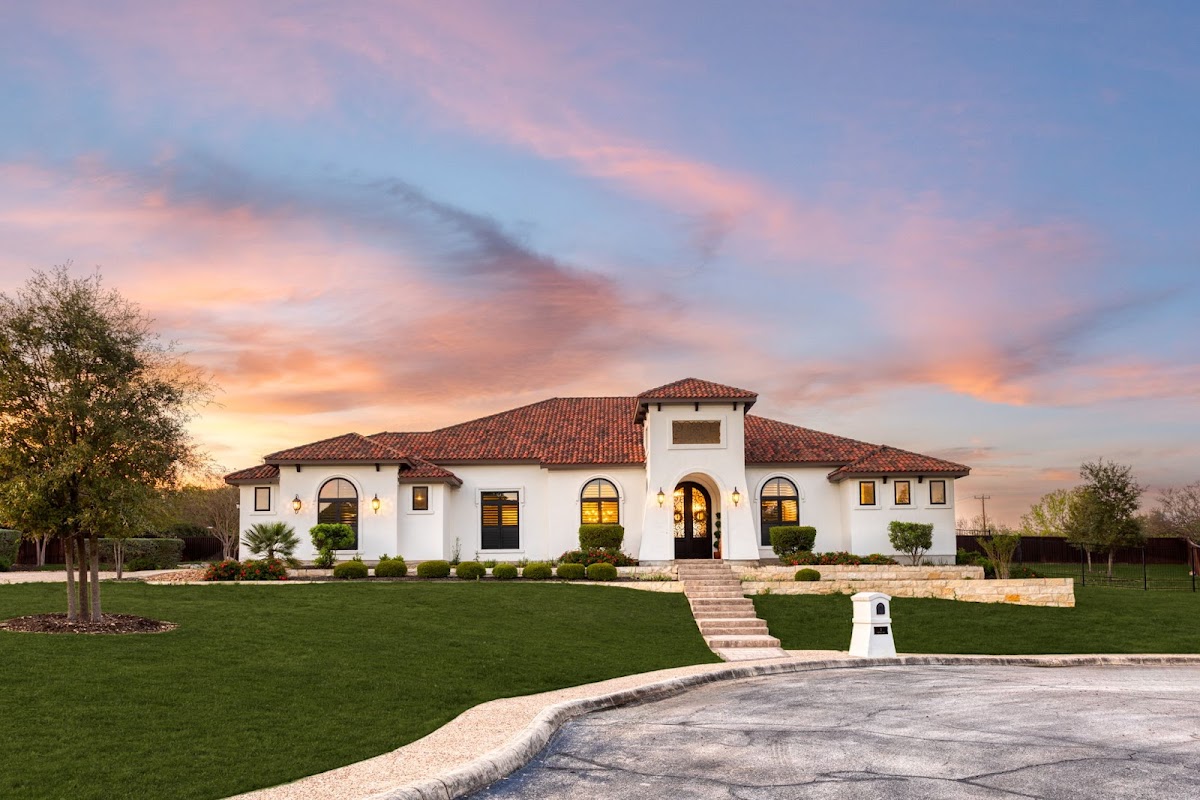 MrHevia Real Estate Photography: Google Places image 2