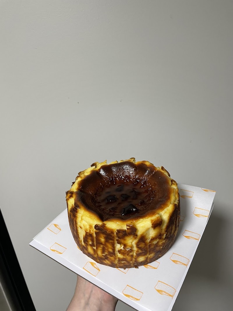 Basque Cheesecake & Champagne photo 5