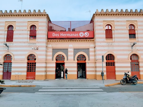 Estación de tren Dos Hermanas