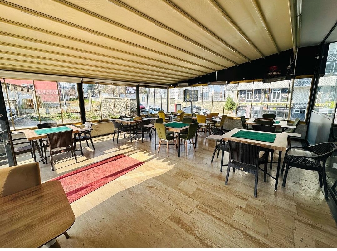 Biyacık Cafe Lounge mekanı
