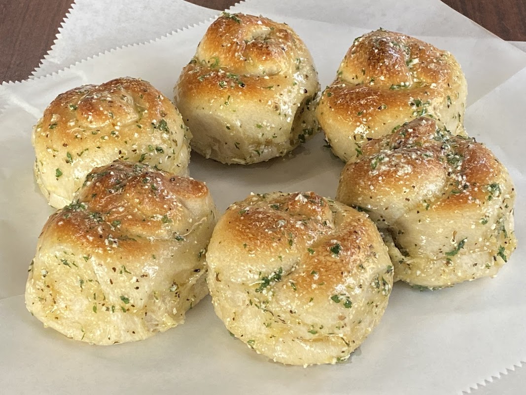 Sabatinos Authentic New York City Pizza photo 2