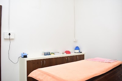 EL Aesthetic Clinic - Image 3