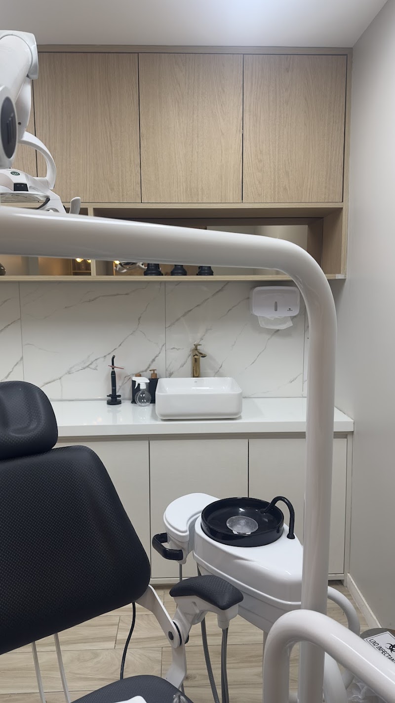 Dentista 24 Horas - Dr. Tércio Câmara - foto 3