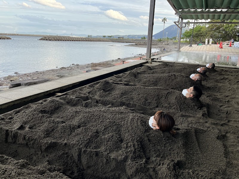 Beppu Beach Sand Bath photo