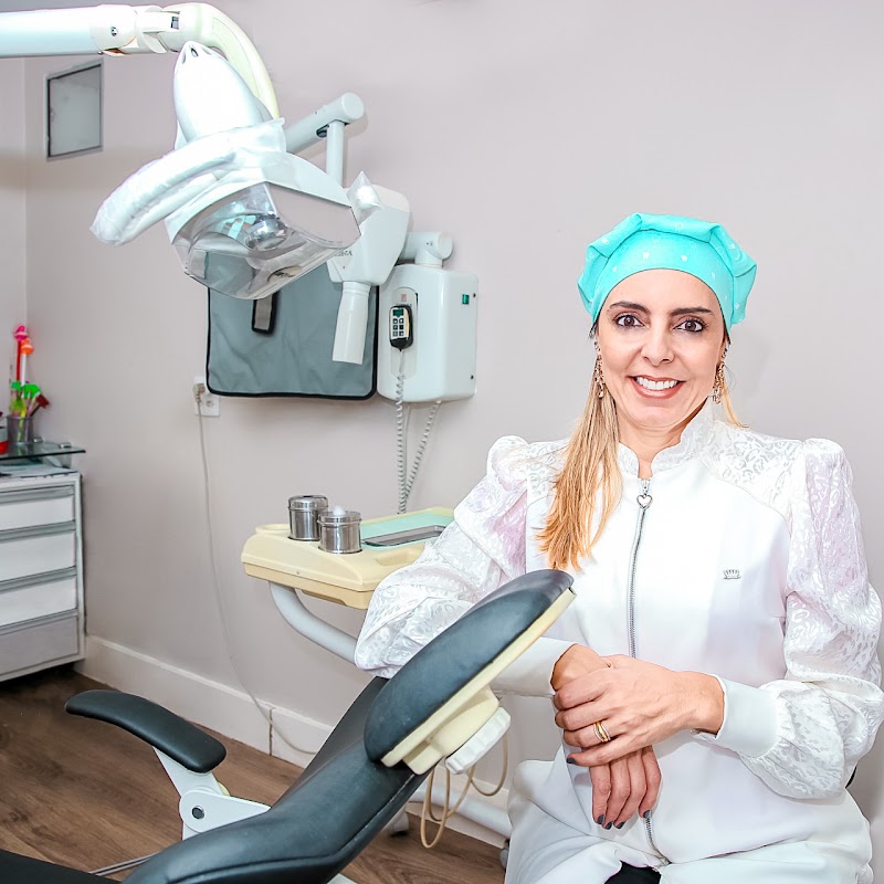 Dra Flávia Figueiredo - Odontopediatra - foto 2
