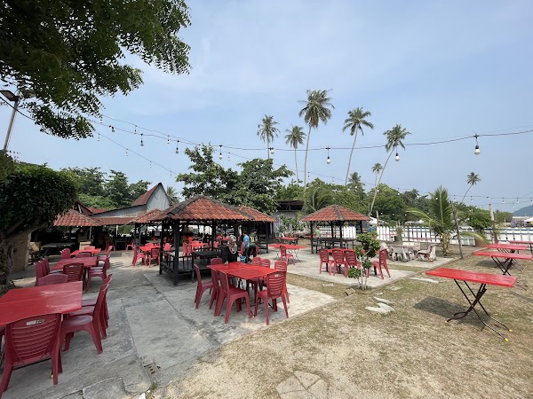 Warung Mak Njang Ikan Bakar Warisan - Photo 1