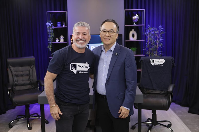 Foto de Dr. Ricardo K. Miyamoto – Ortopedista da Coluna Vertebral
