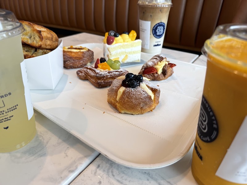 Paris Baguette photo 3
