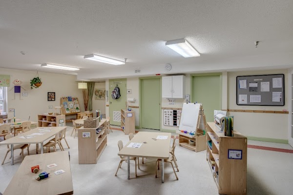 BRIGHT HORIZONS @ PLAINVIEW SCHOOL exterior