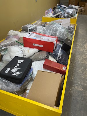 Deals Outlet Bin Store photo