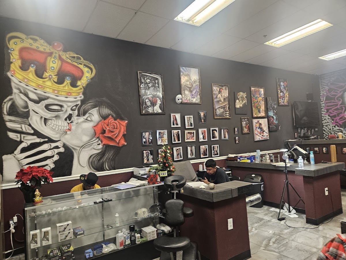 Art in the skin tattoo shop tattoo parlor in Glendale, AZ