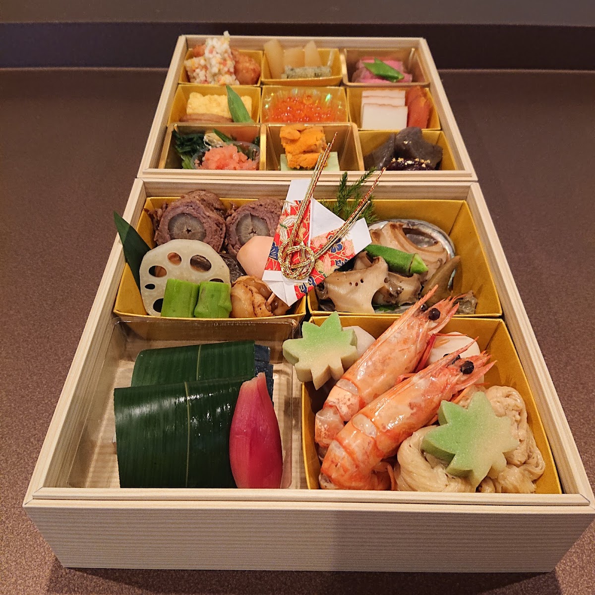 日本料理　初音屋