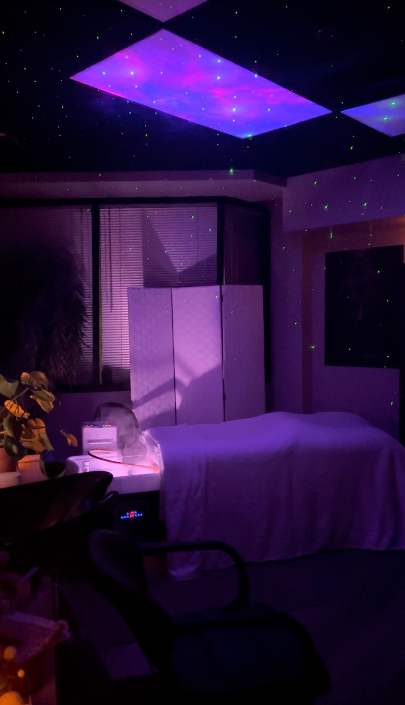 Willow Roots & Mane The Bakersfield Head Spa