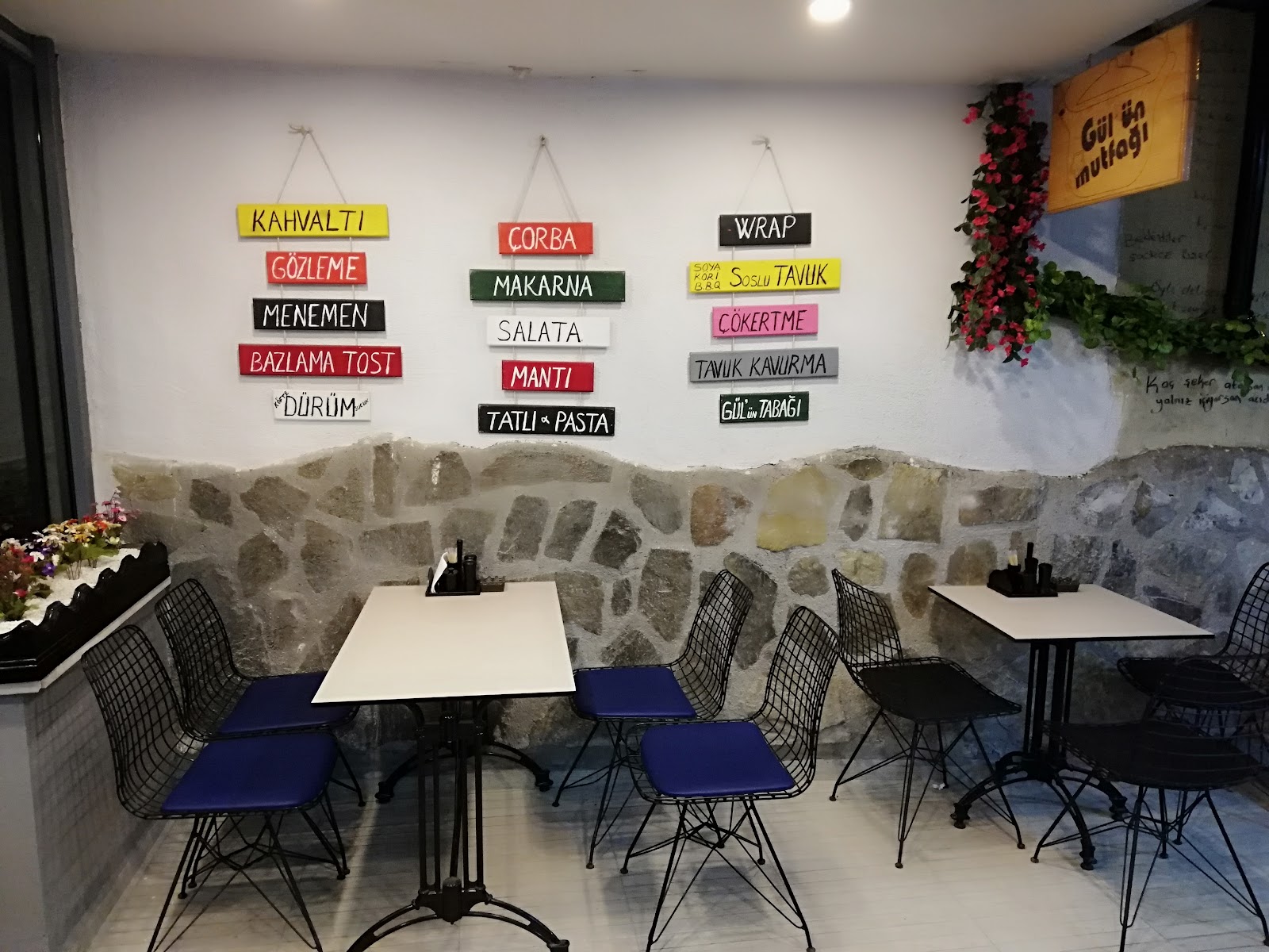 Gül'ün mutfağı mekanı