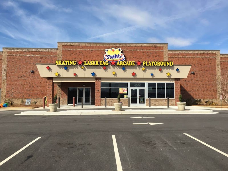 Starlite Family Fun Center of Stockbridge photo 4