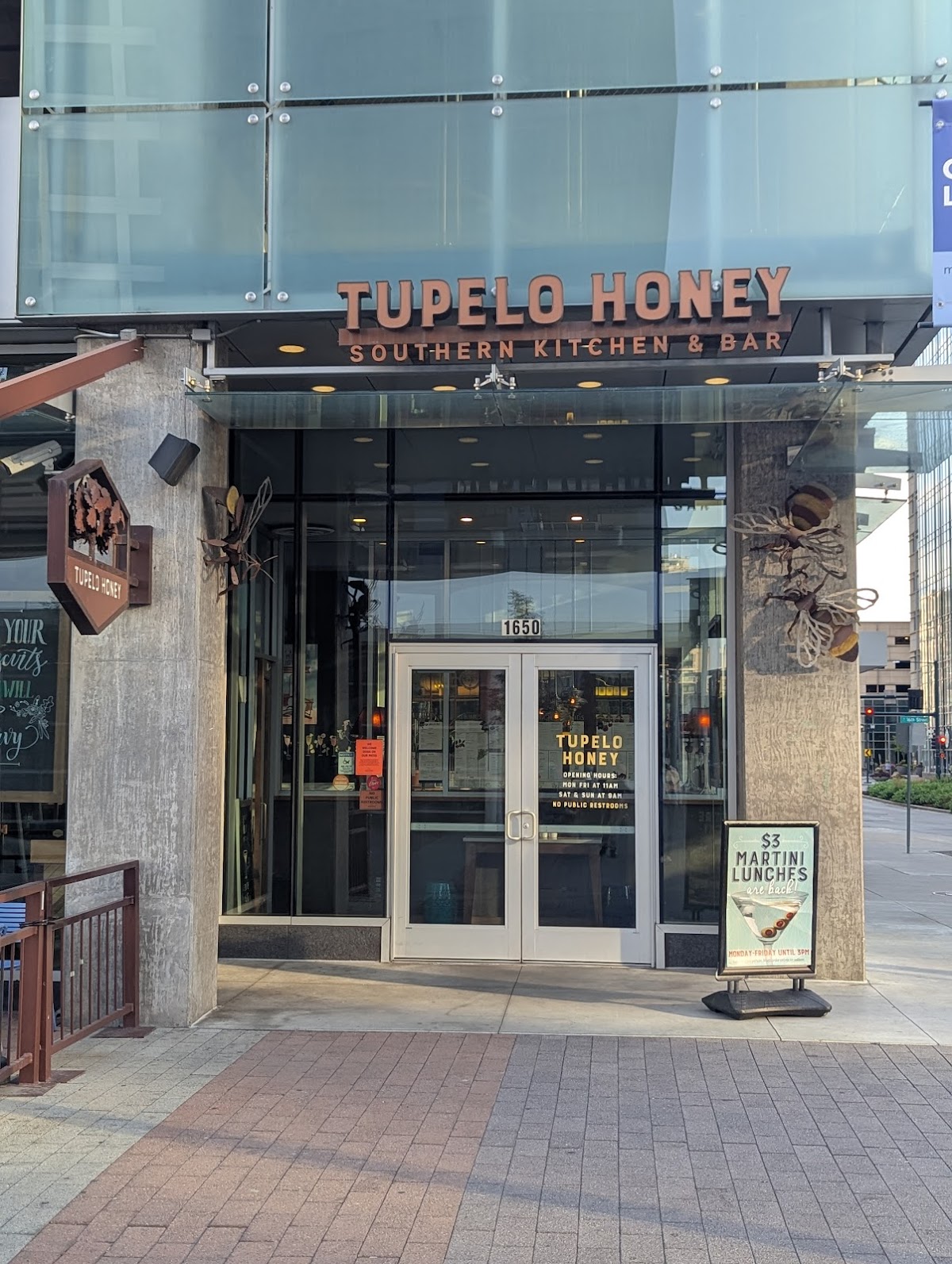 Tupelo Honey Southern Kitchen & Bar in denver