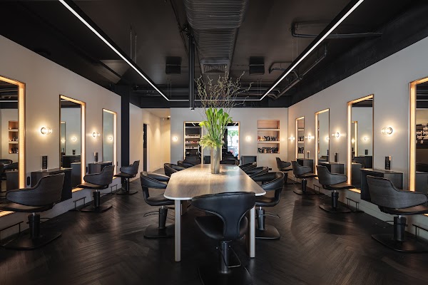 Luke Reynolds Hairdressing photo 2