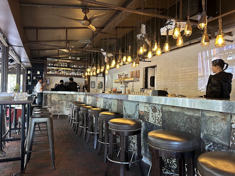 Greenstreet Cafe interior