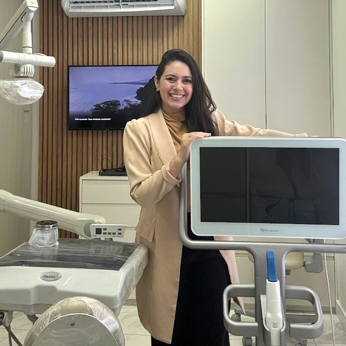 Dra. Priscila Saraiva