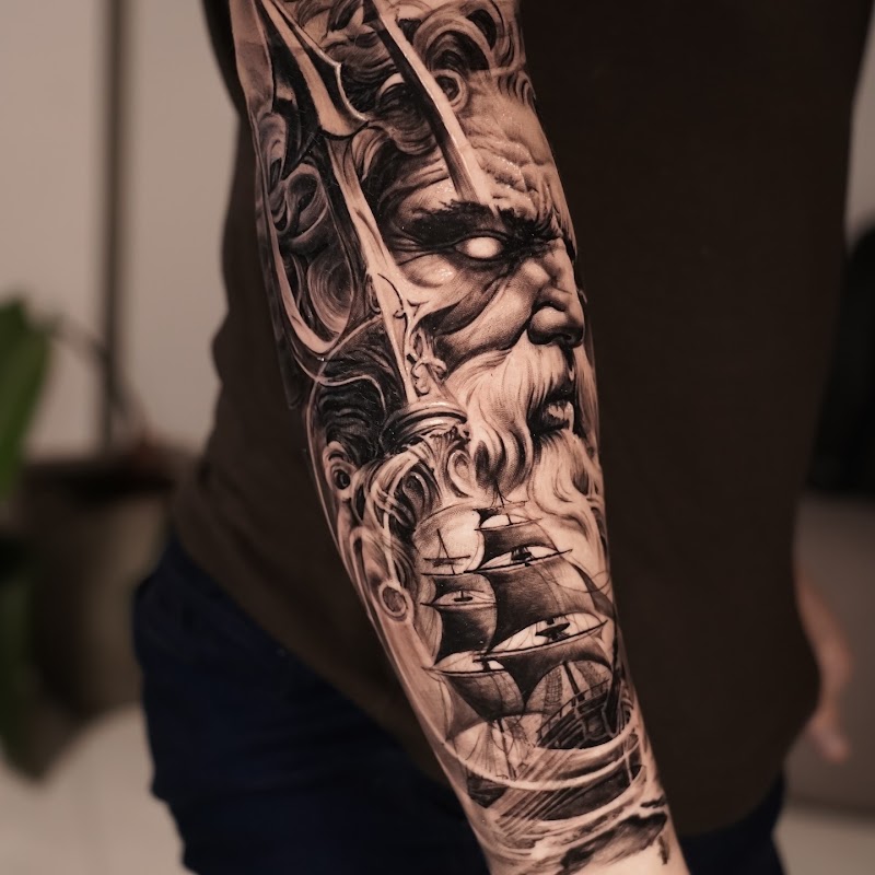 ETERNITY TATTOO BERLIN - Premium Tattoo Studio -