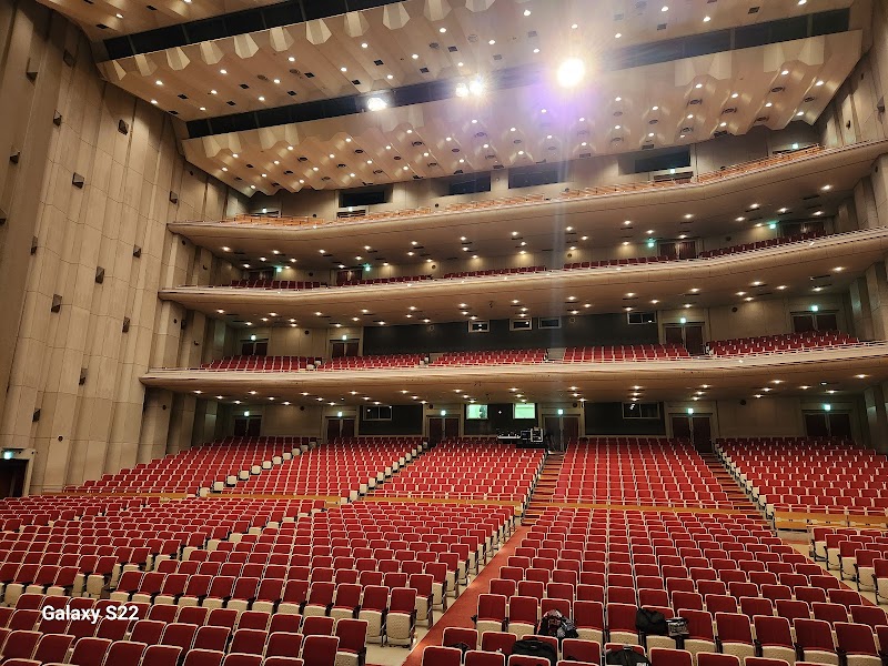 フォレストホール
