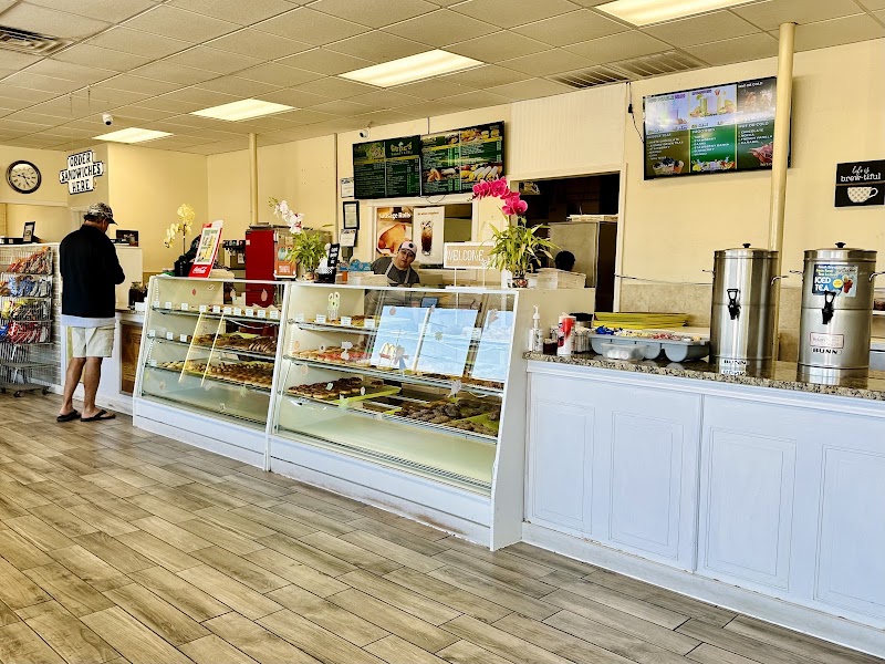 Gude's Bakery & Deli photo 4