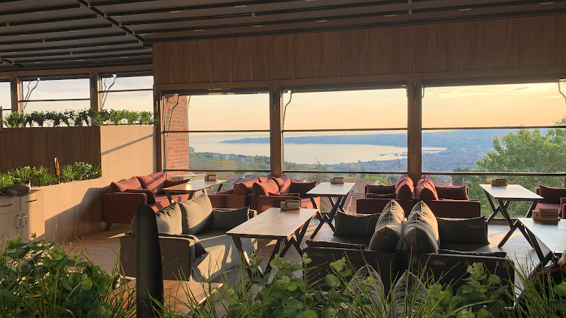 Alcazar Cafe - Beylikdüzü Kafe