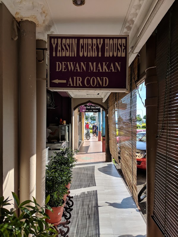 Yassin Curry House