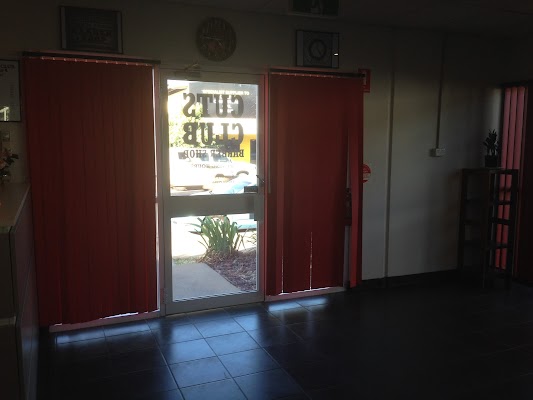 Cuts Club Barber Shop photo 3