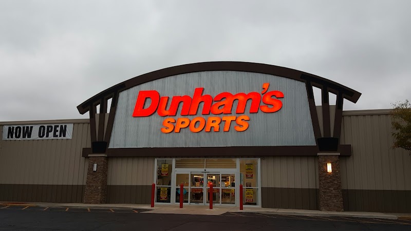 Dunhams Sports #9240 photo