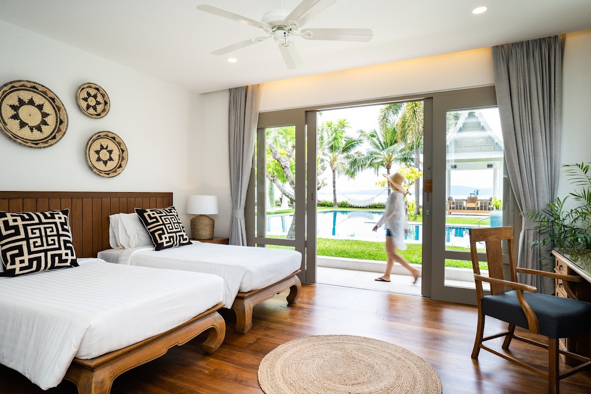 Miskawaan Beachfront Villas - Photo 3