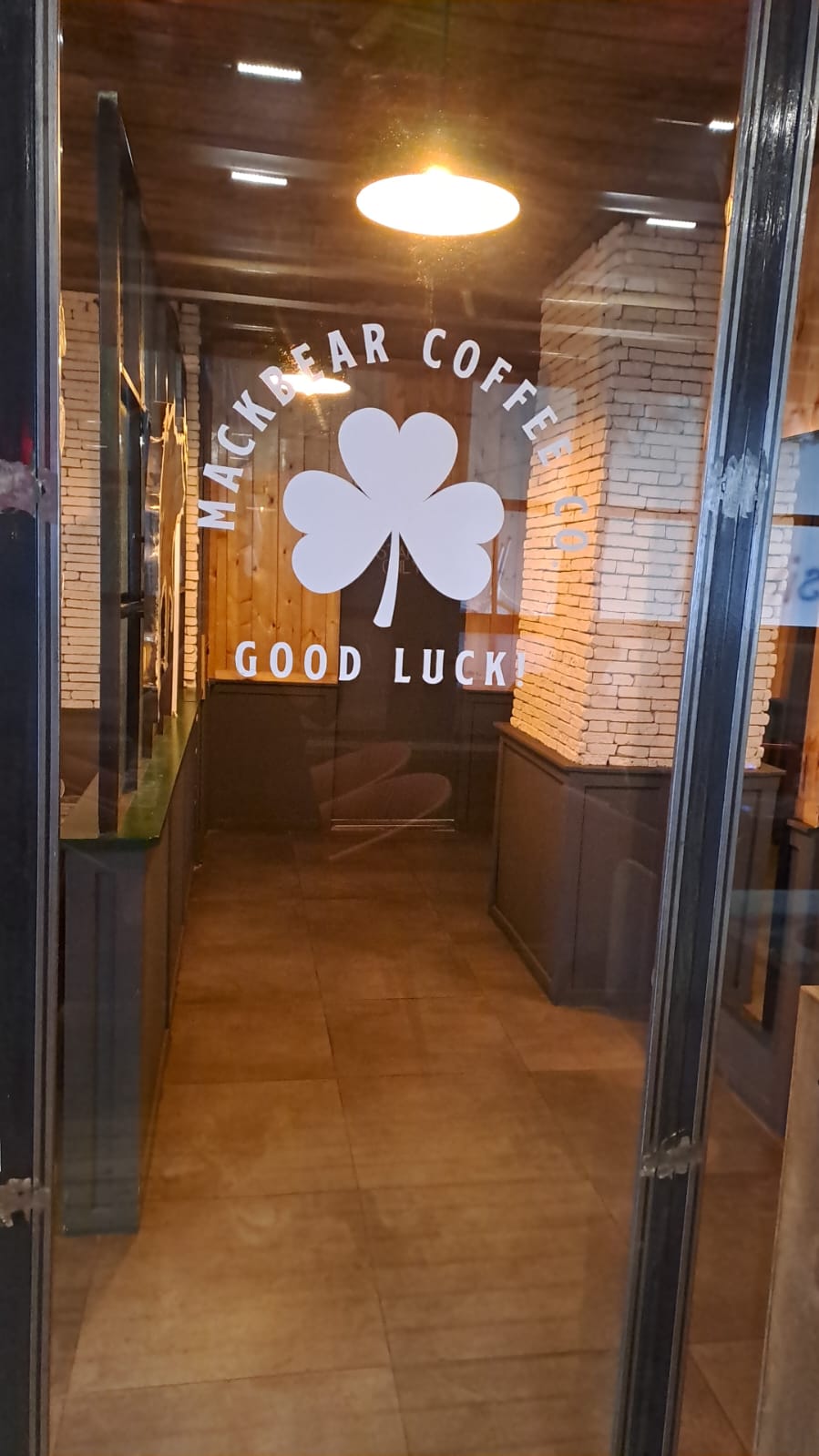 Mackbear Coffee CO. Yalova mekanı