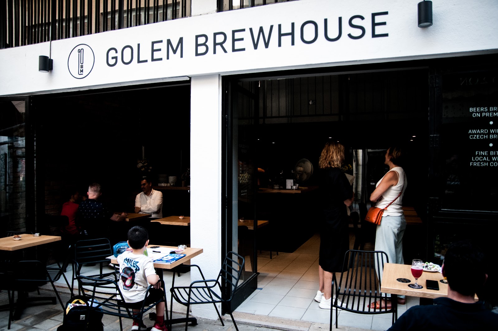 Golem Brewhouse mekanı