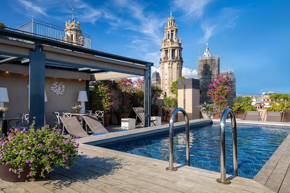 Duquesa Suites Landmark Hotel by Grup Duquessa fotoğraf 1