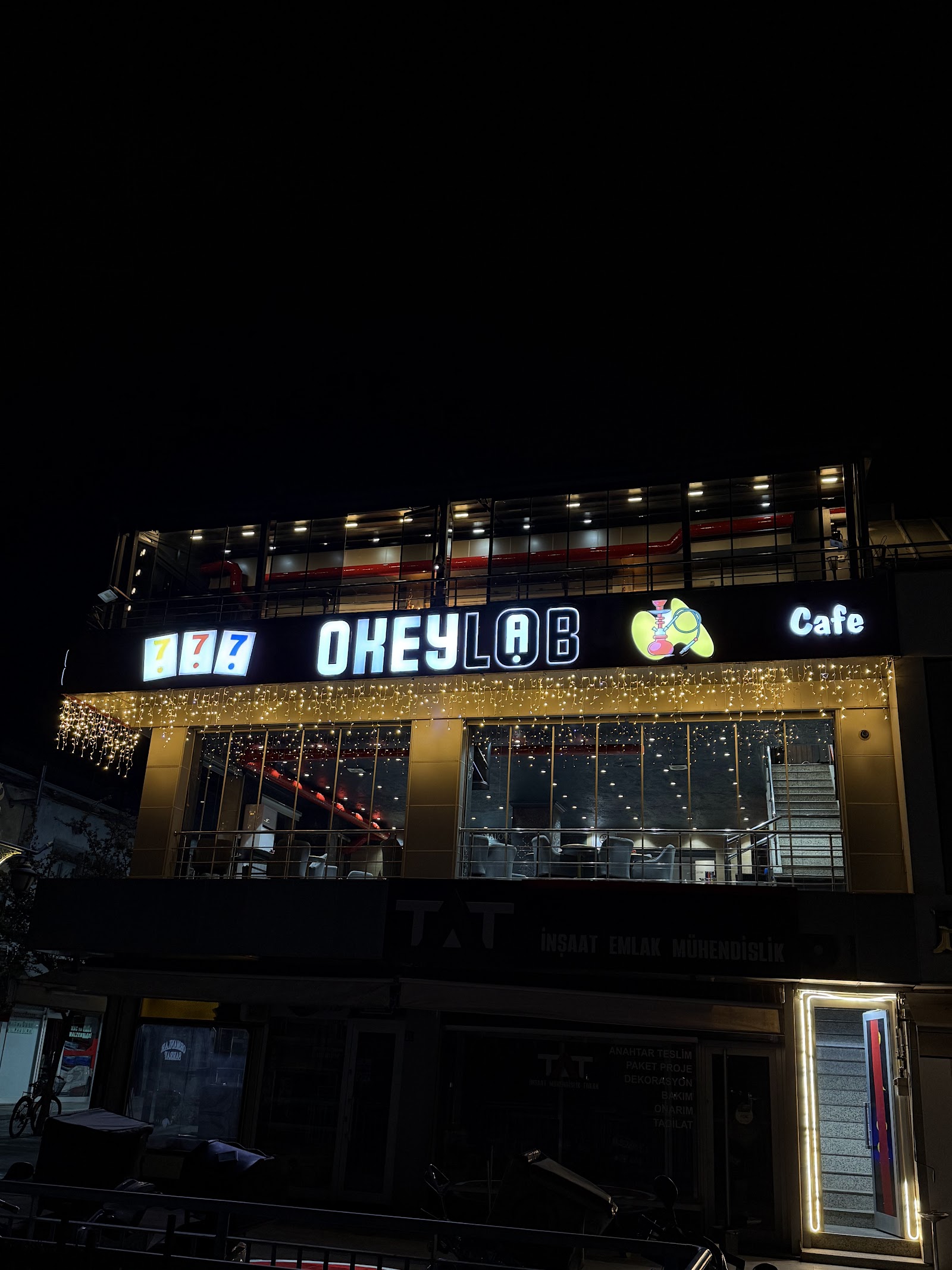 OkeyLAB mekanı