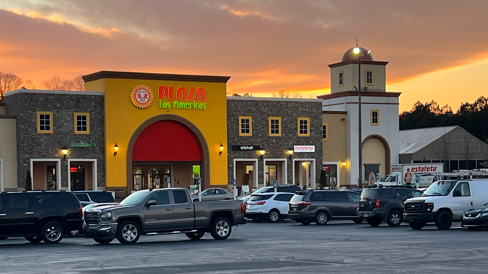 Plaza Las Americas