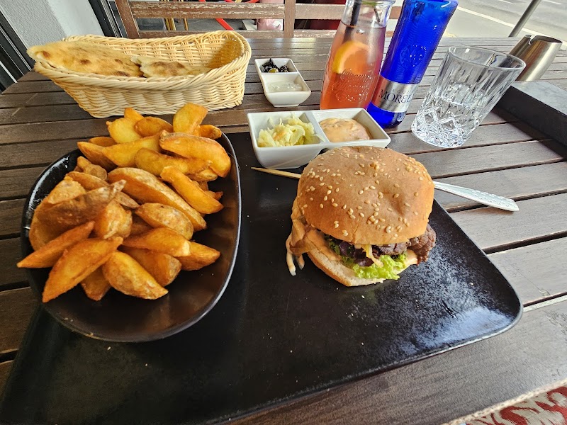 YA’ MEDINA Steaks&More Halal Steakhouse Frankfurt photo 6