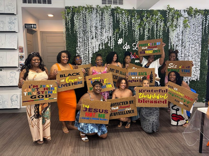 In Living Colour Studio photo 10