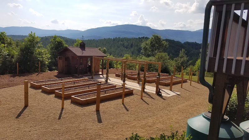 4 Seasons Landscapes & Hardscapes LLC.