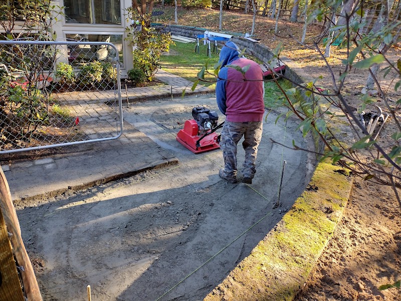 4 Seasons Landscapes & Hardscapes LLC.